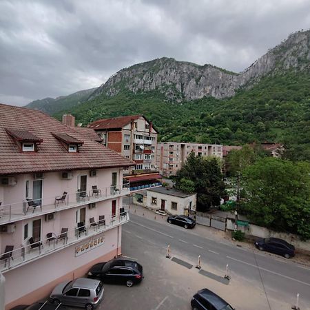 Pensiunea Paradis Băile Herculane Exterior photo