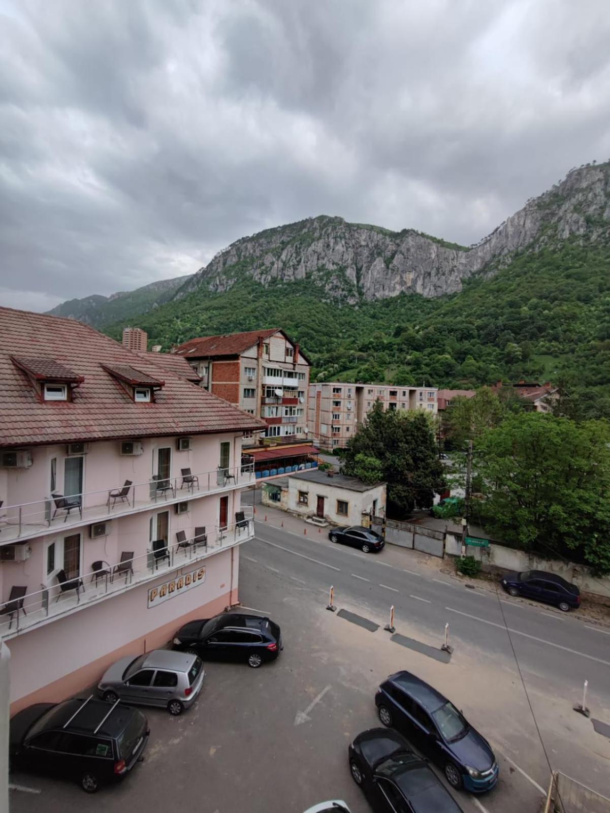 Pensiunea Paradis Băile Herculane Exterior photo